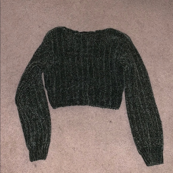 Green Cropped Sweater - Picture 4 of 8